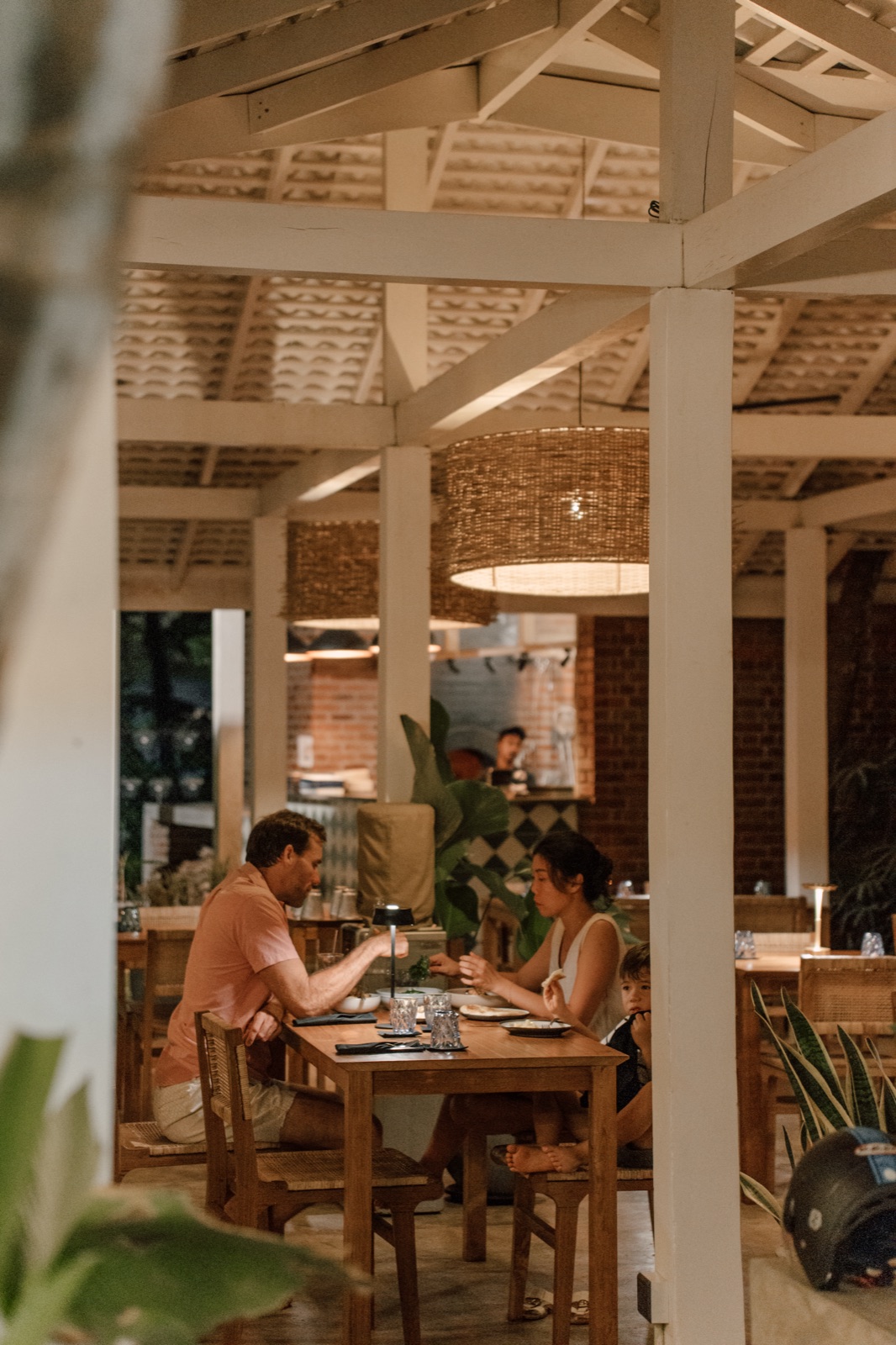 Intimate Candlelit Tables & Atmosphere under tropical night sky